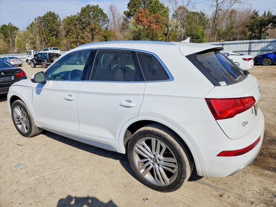 2018 Audi Q5 მანქანა იყიდება აუქციონზე, vin: WA1BNAFY0J2002523, აუქციონის ნომერი: 46646806
