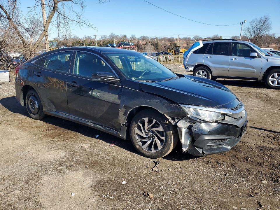 Продаж на аукціоні авто 2018 Honda Civic, vin: 2HGFC2F75JH598960, номер лоту: 41717096