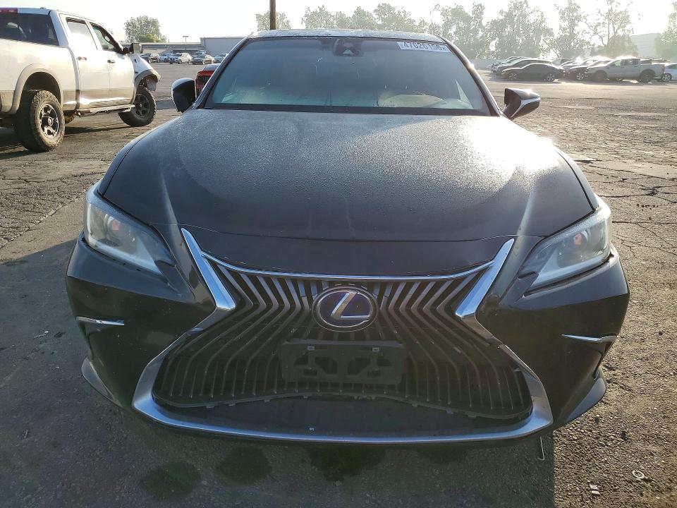 Продаж на аукціоні авто 2021 Lexus Es 300h, vin: 58ADA1C10MU011527, номер лоту: 47626156
