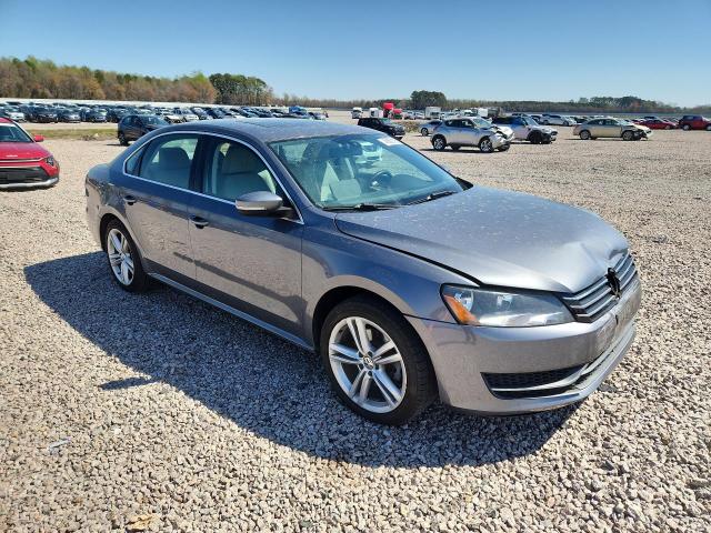 46680196 :رقم المزاد ، 1VWBS7A30EC069987 vin ، 2014 Volkswagen Passat مزاد بيع