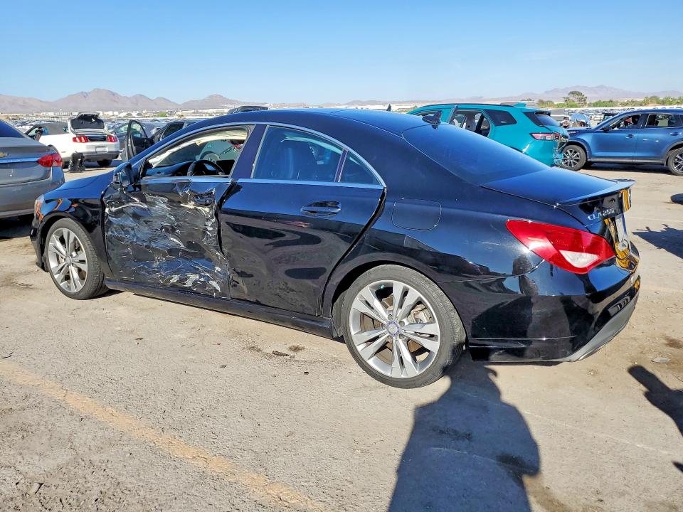 47134156 :رقم المزاد ، WDDSJ4EB2JN511131 vin ، 2018 Mercedes-benz Cla مزاد بيع