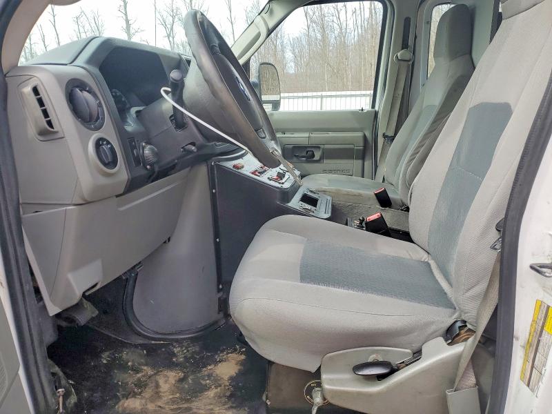 46934826 :رقم المزاد ، 1FDSS3EL7EDB15066 vin ، 2014 Ford Econoline مزاد بيع