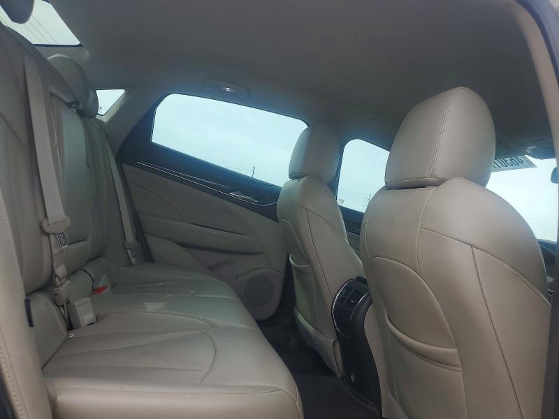 46301756 :رقم المزاد ، 1G4ZN5SZ1JU118131 vin ، 2018 Buick Lacrosse مزاد بيع