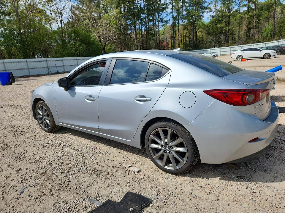 2018 Mazda 3 მანქანა იყიდება აუქციონზე, vin: 3MZBN1V34JM161031, აუქციონის ნომერი: 48213826