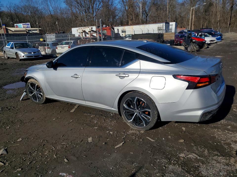 79930715 :رقم المزاد ، 1N4BL4CV2PN398202 vin ، 2023 Nissan Altima مزاد بيع