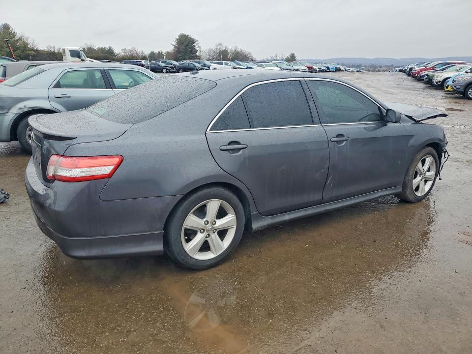 79478995 :رقم المزاد ، 4T1BF3EKXBU632420 vin ، 2011 Toyota Camry مزاد بيع