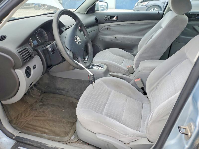 48246346 :رقم المزاد ، WVWVD63B12E418552 vin ، 2002 Volkswagen Passat مزاد بيع