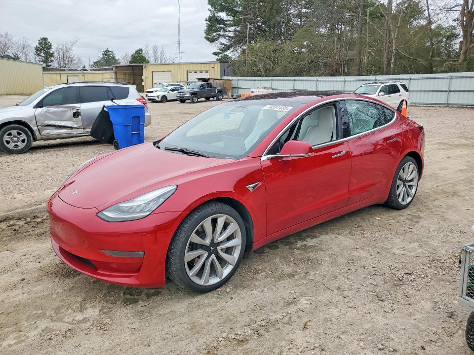 Продажа на аукционе авто 2018 Tesla Model 3, vin: 5YJ3E1EA3JF169325, номер лота: 79281435