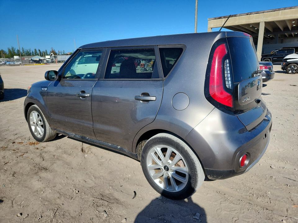 Продаж на аукціоні авто 2018 Kia Soul, vin: KNDJP3A5XJ7576246, номер лоту: 76486385