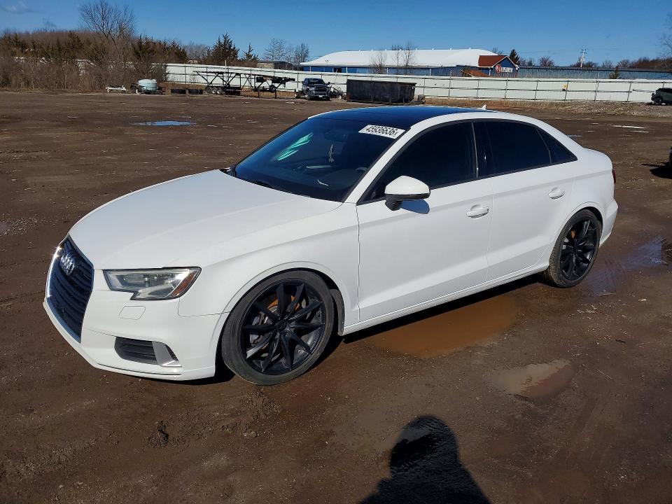 2017 Audi A3 მანქანა იყიდება აუქციონზე, vin: WAUB8GFF4H1018817, აუქციონის ნომერი: 45936636