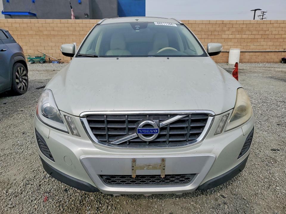 48211166 :رقم المزاد ، YV4952DL2D2381964 vin ، 2013 Volvo Xc60 مزاد بيع