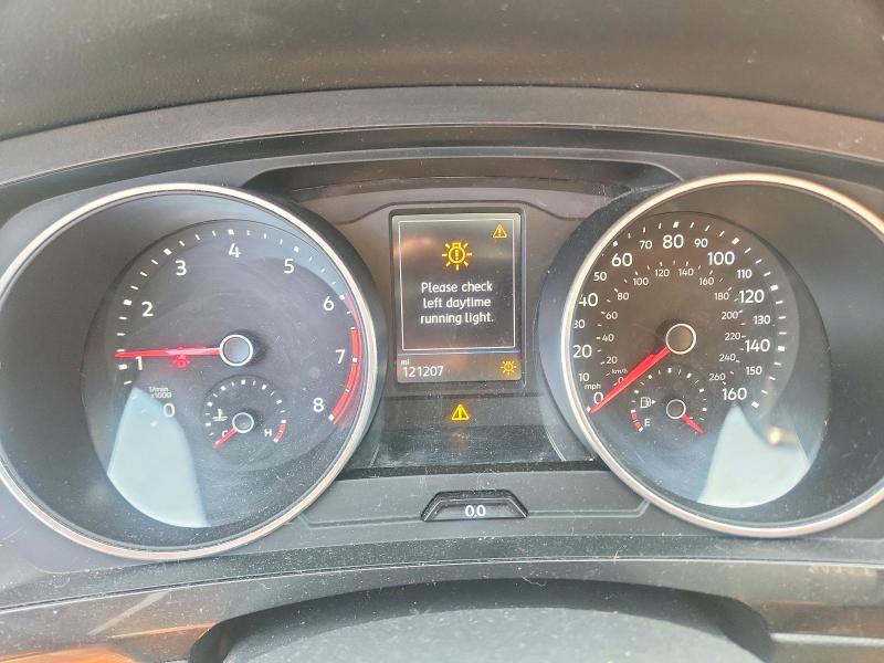 79610135 :رقم المزاد ، 3VV3B7AX5MM015982 vin ، 2021 Volkswagen Tiguan مزاد بيع