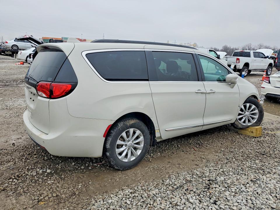 Продажа на аукционе авто 2017 Chrysler Pacifica, vin: 2C4RC1BG7HR598281, номер лота: 79989365