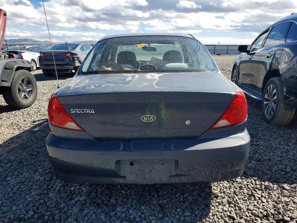 Продаж на аукціоні авто 2004 Kia Spectra, vin: KNAFB121645318498, номер лоту: 79763795