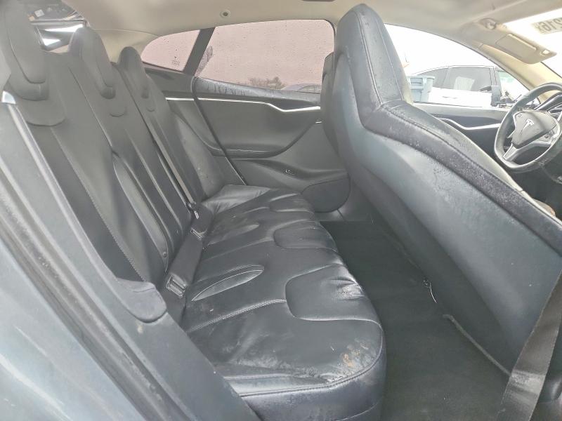 2013 Tesla Model S მანქანა იყიდება აუქციონზე, vin: 5YJSA1CN4DFP20802, აუქციონის ნომერი: 46947216