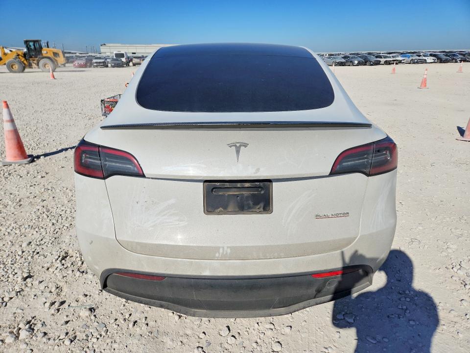 2023 Tesla Model Y მანქანა იყიდება აუქციონზე, vin: 7SAYGDEF4PF773345, აუქციონის ნომერი: 46872756