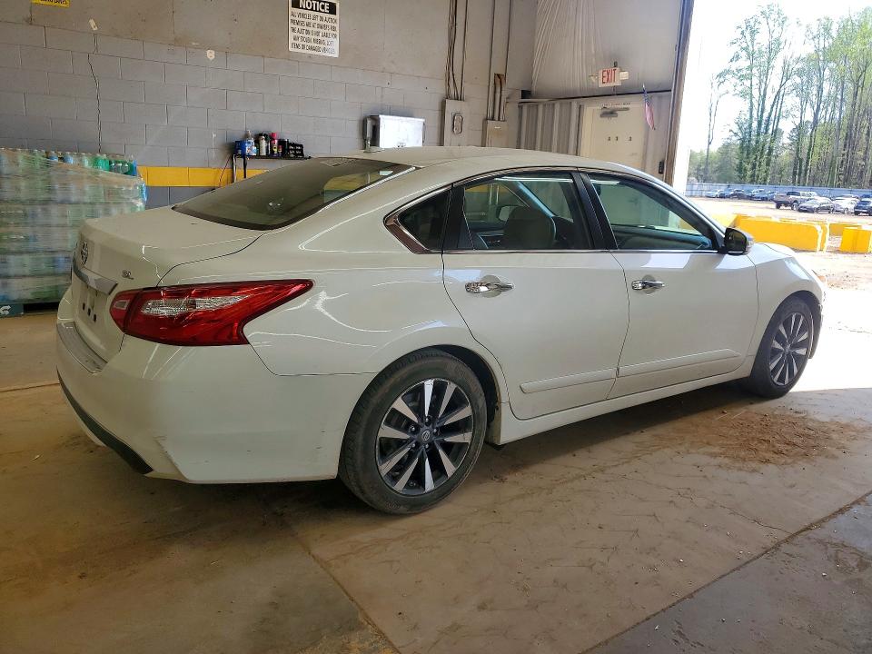 2016 Nissan Altima მანქანა იყიდება აუქციონზე, vin: 1N4AL3AP4GC277015, აუქციონის ნომერი: 47879546
