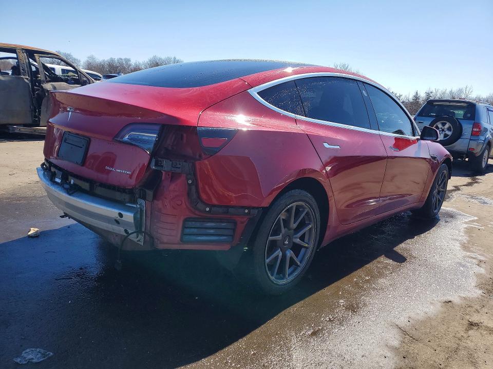 46809486 :رقم المزاد ، 5YJ3E1EB6KF452358 vin ، 2019 Tesla Model 3 مزاد بيع