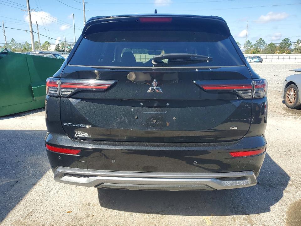 41721556 :رقم المزاد ، JA4J3VA88SZ052014 vin ، 2025 Mitsubishi Outlander مزاد بيع