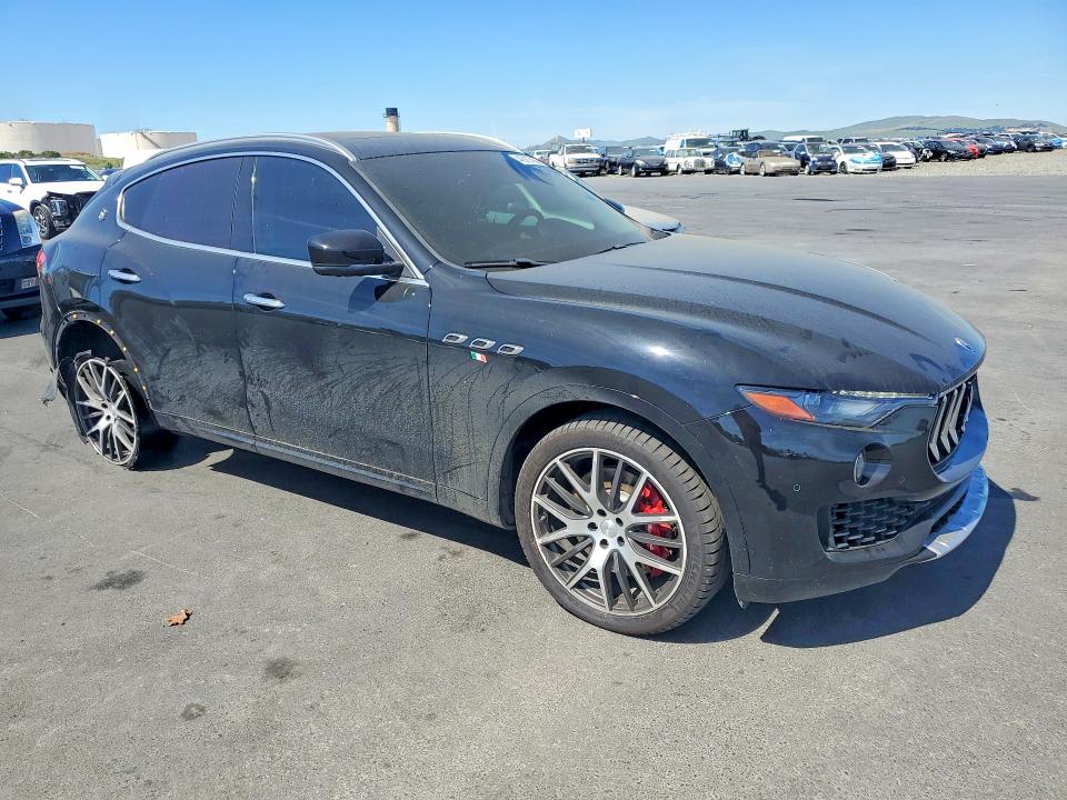 46937456 :رقم المزاد ، ZN661YUL9HX253605 vin ، 2017 Maserati Levante مزاد بيع