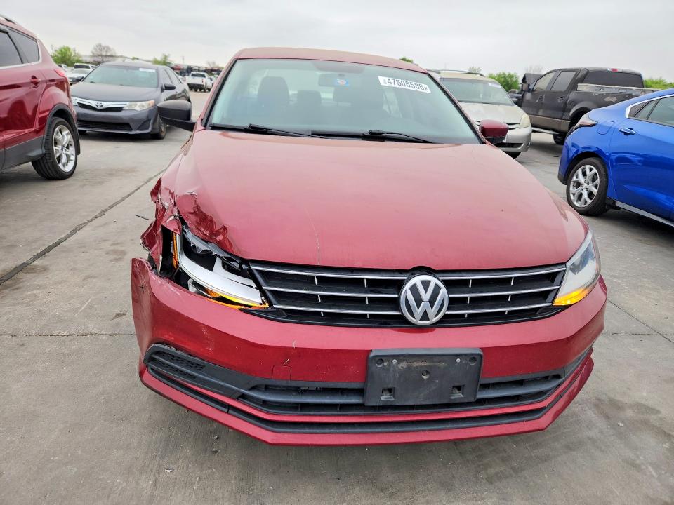 47506586 :رقم المزاد ، 3VW2B7AJ4JM233426 vin ، 2018 Volkswagen Jetta مزاد بيع