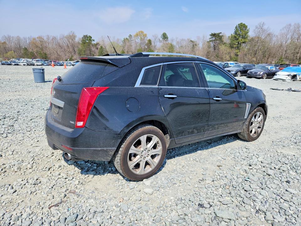 47690746 :رقم المزاد ، 3GYFNGE30ES583235 vin ، 2014 Cadillac Srx مزاد بيع