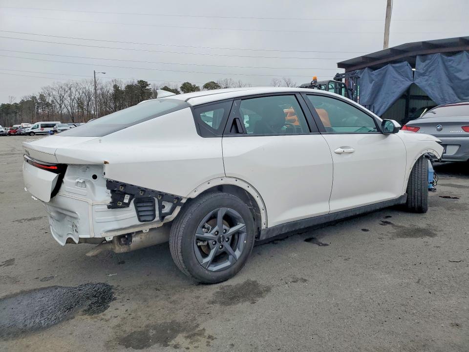 Продажа на аукционе авто 2025 Kia K4, vin: 3KPFT4DE5SE121633, номер лота: 79885635