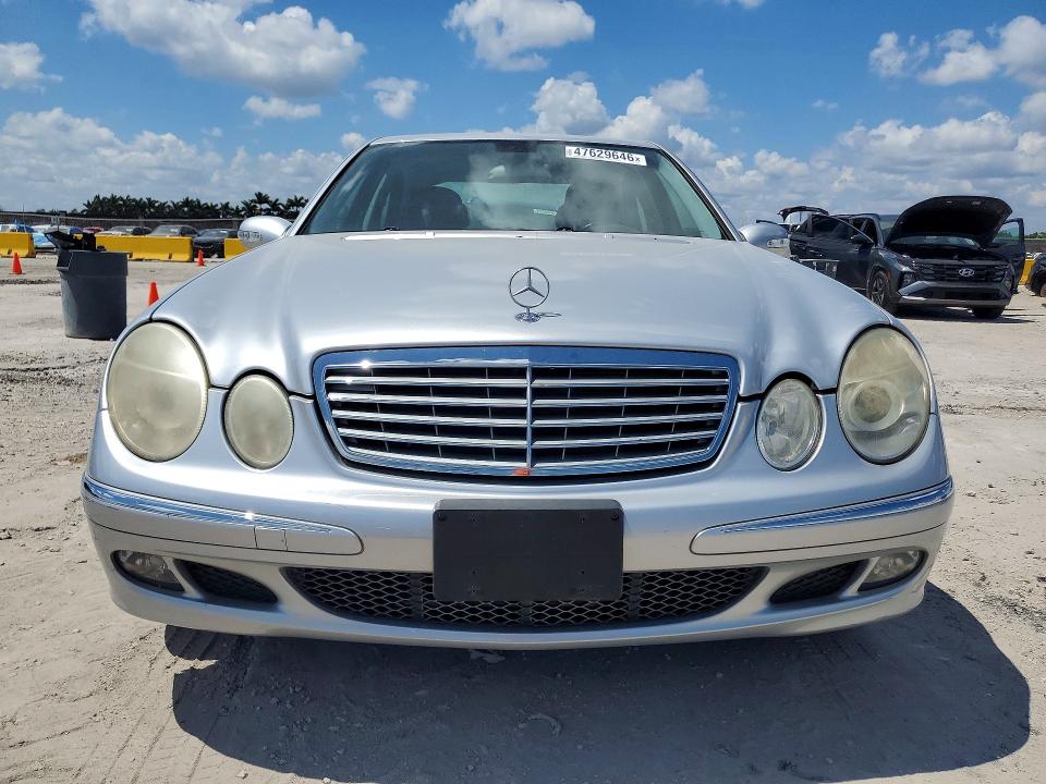 47629646 :رقم المزاد ، WDBUF87J86X203052 vin ، 2006 Mercedes-benz E مزاد بيع