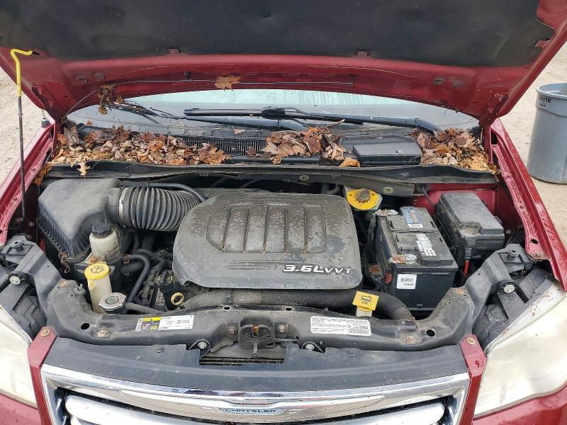 79751775 :رقم المزاد ، 2C4RC1BG9ER125381 vin ، 2014 Chrysler Town & Country مزاد بيع