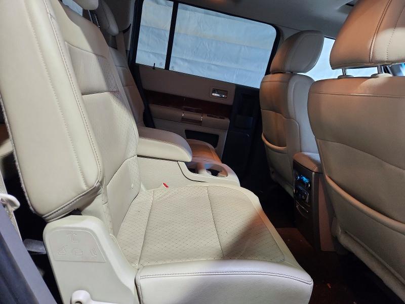 79689445 :رقم المزاد ، 2FMHK6DC1ABA70588 vin ، 2010 Ford Flex مزاد بيع