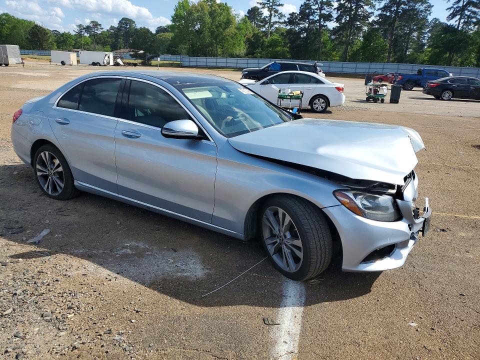 48210436 :رقم المزاد ، WDDWF4JB6JR404858 vin ، 2018 Mercedes-benz C مزاد بيع