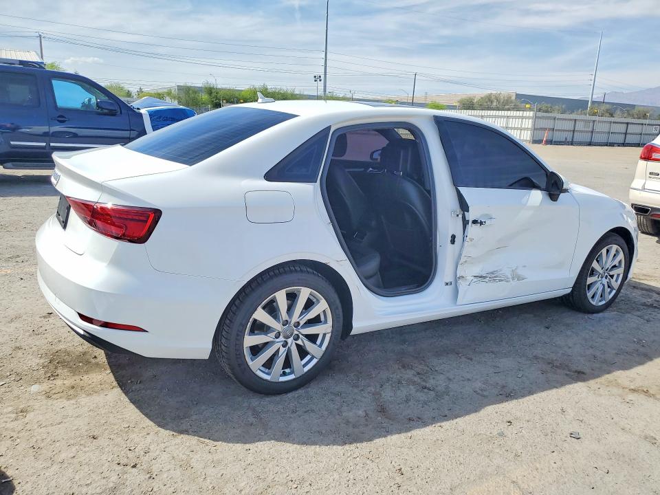 Aukcja sprzedaży 2017 Audi A3, vin: WAUAUGFF0H1038215, numer aukcji: 47290426
