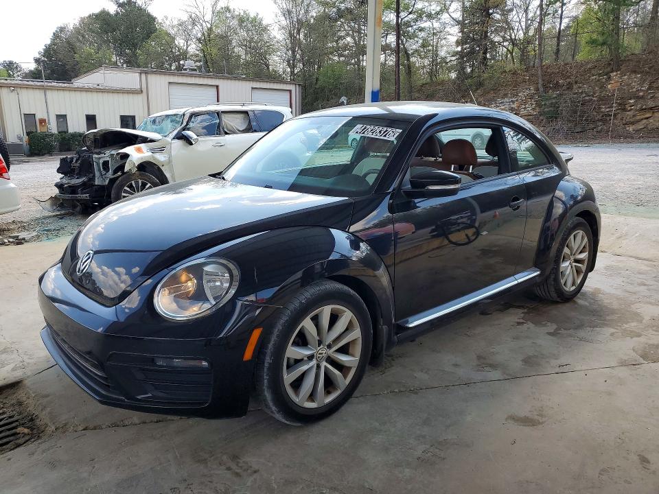 47828376 :رقم المزاد ، 3VWF17AT3HM618198 vin ، 2017 Volkswagen Beetle مزاد بيع