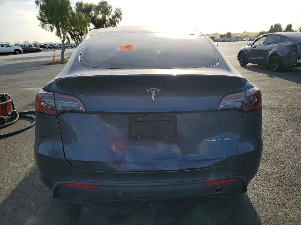 Продаж на аукціоні авто 2023 Tesla Model Y, vin: 7SAYGDEEXPF647479, номер лоту: 75580915