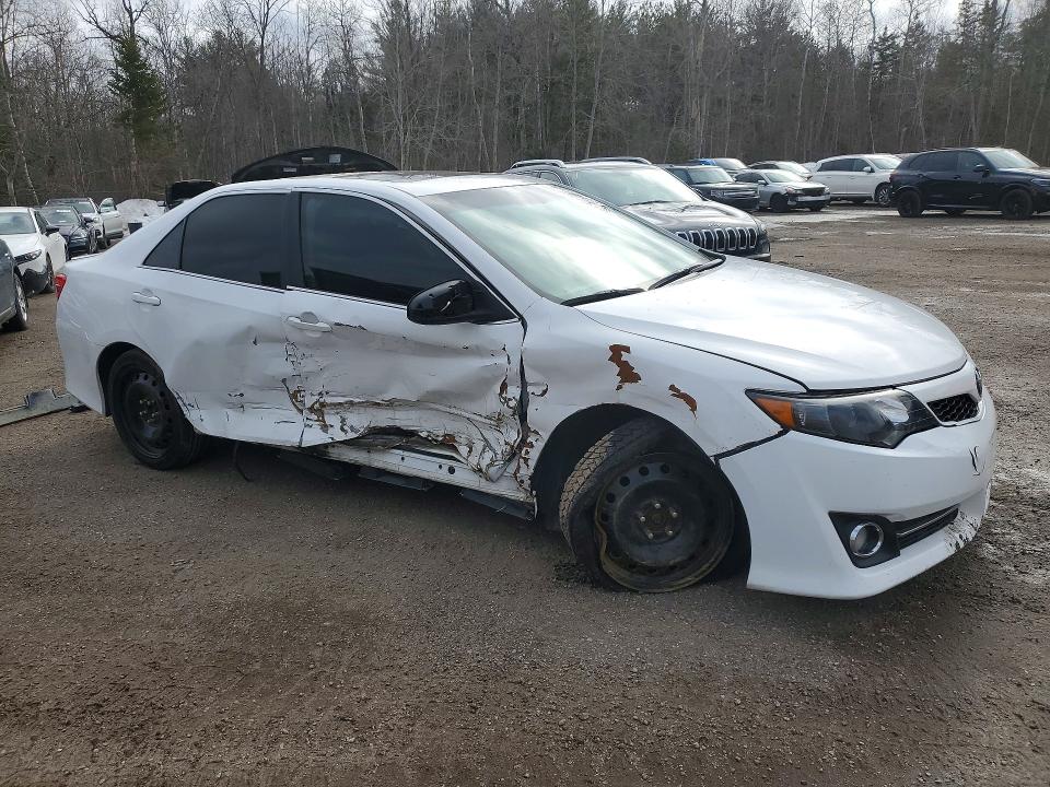 2014 Toyota Camry მანქანა იყიდება აუქციონზე, vin: 4T1BF1FK6EU315628, აუქციონის ნომერი: 45804876