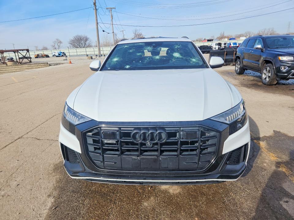 45884016 :رقم المزاد ، WA1FVAF18KD007849 vin ، 2019 Audi Q8 مزاد بيع