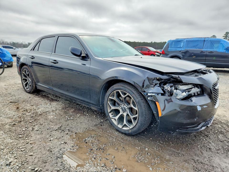 Продажа на аукционе авто 2015 Chrysler 300, vin: 2C3CCABG2FH743160, номер лота: 79529995