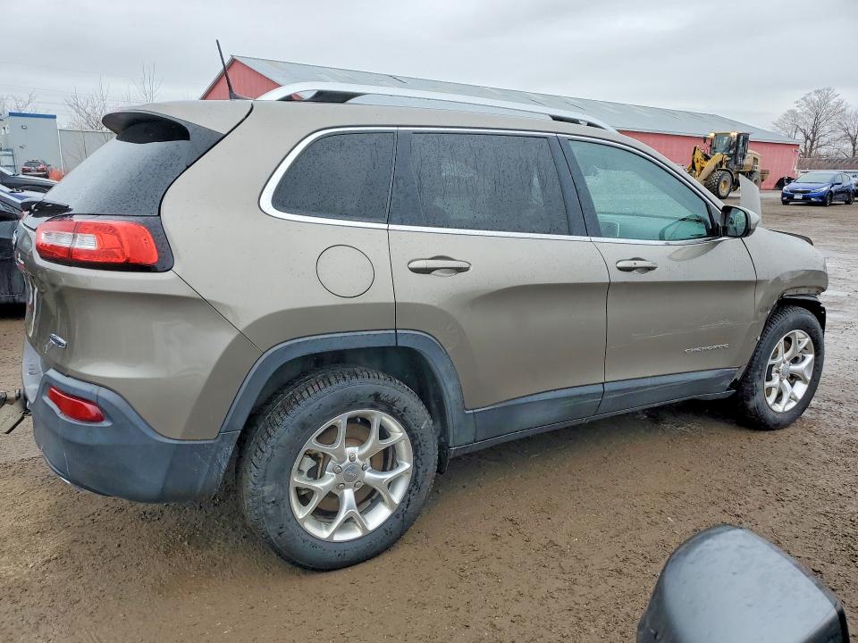 79540545 :رقم المزاد ، 1C4PJMCS4GW276396 vin ، 2016 Jeep Cherokee مزاد بيع