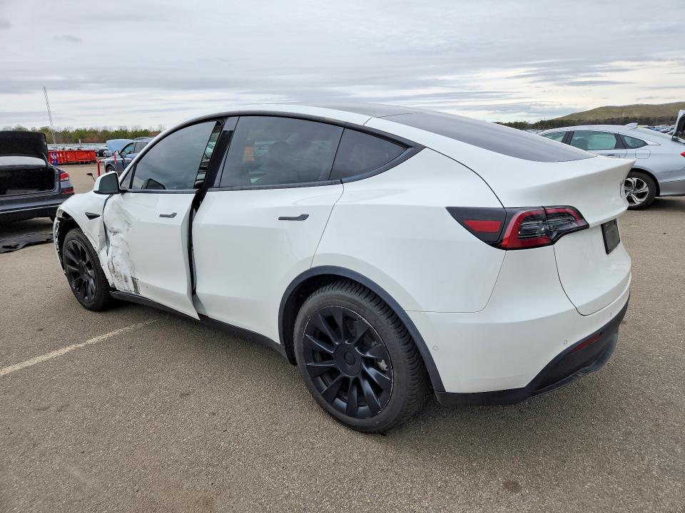 2022 Tesla Model Y მანქანა იყიდება აუქციონზე, vin: 7SAYGDEE9NF332248, აუქციონის ნომერი: 47687246