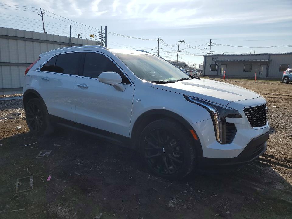 46486336 :رقم المزاد ، 1GYFZBR44PF142385 vin ، 2023 Cadillac Xt4 مزاد بيع