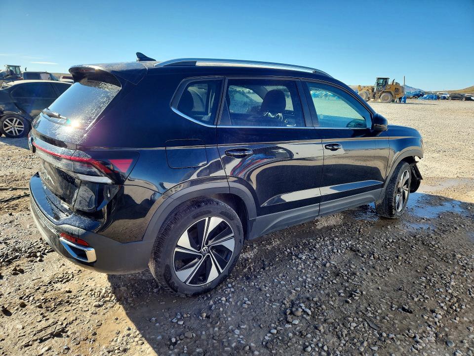 47260196 :رقم المزاد ، 3VVUC7B22SM035639 vin ، 2025 Volkswagen Taos مزاد بيع