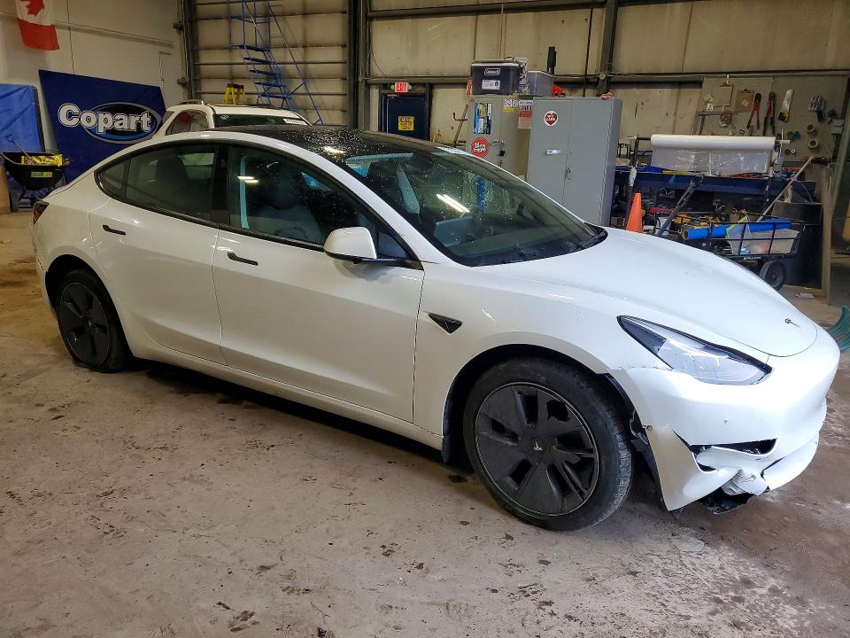 2022 Tesla Model 3 მანქანა იყიდება აუქციონზე, vin: 5YJ3E1EB9NF240848, აუქციონის ნომერი: 77223705