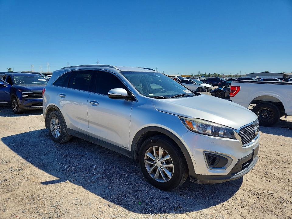 Продаж на аукціоні авто 2016 Kia Sorento, vin: 5XYPGDA33GG031970, номер лоту: 45759036