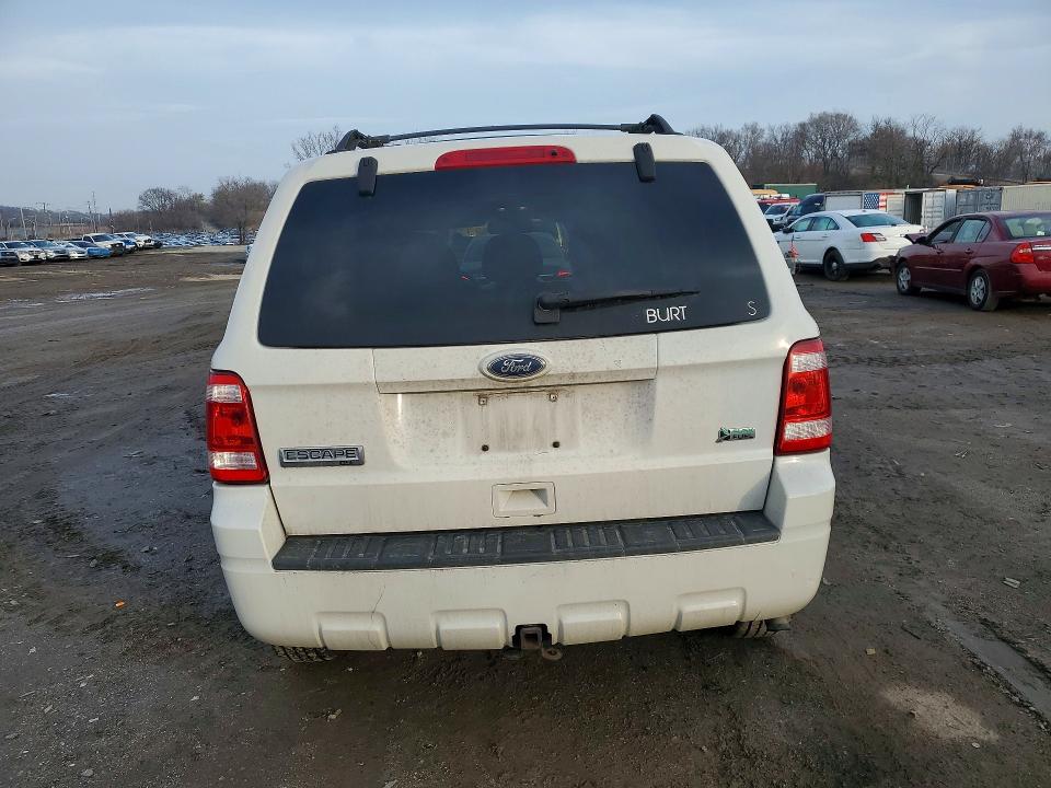 Продажа на аукционе авто 2011 Ford Escape, vin: 1FMCU9DGXBKA13886, номер лота: 41709216