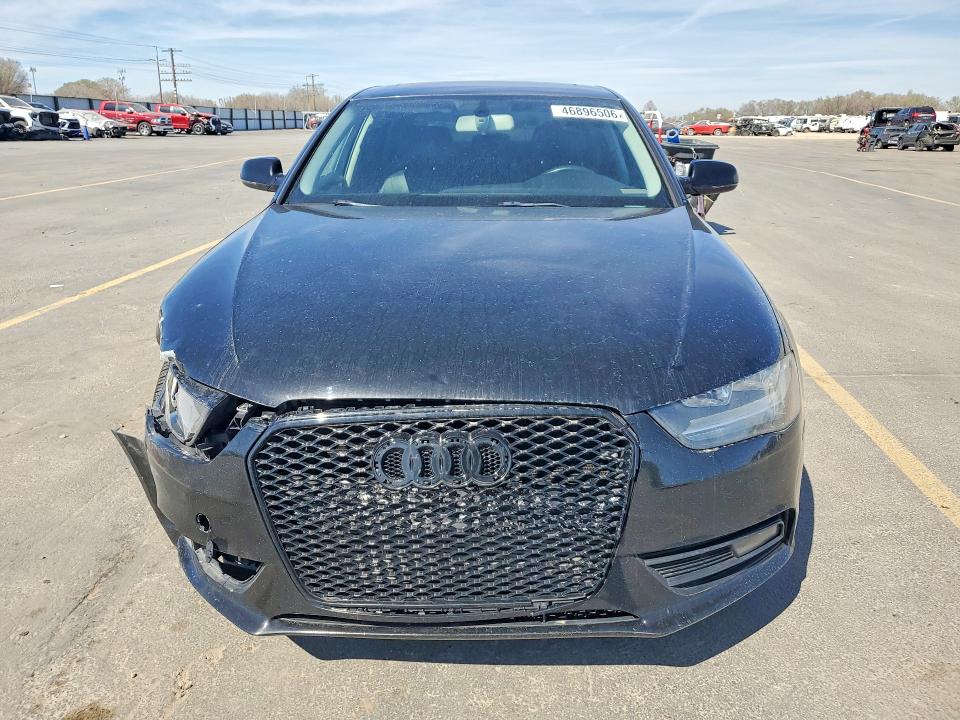 46896506 :رقم المزاد ، WAUBFAFL2EN004363 vin ، 2014 Audi A4 مزاد بيع