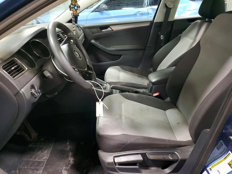 47352136 :رقم المزاد ، 3VW2B7AJ2HM213184 vin ، 2017 Volkswagen Jetta مزاد بيع