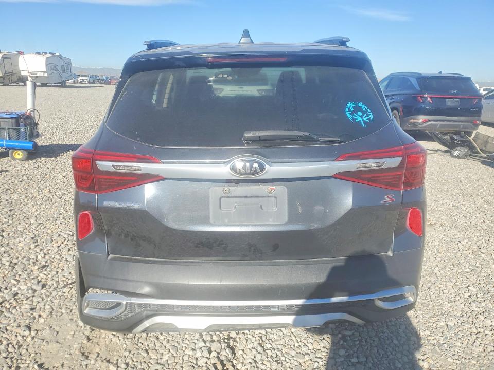 46689596 :رقم المزاد ، KNDEU2AA1M7052277 vin ، 2021 Kia Seltos مزاد بيع