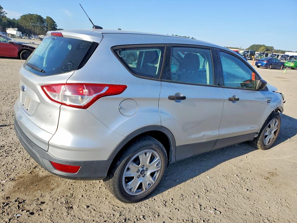 46379396 :رقم المزاد ، 1FMCU0F77EUA89261 vin ، 2014 Ford Escape مزاد بيع