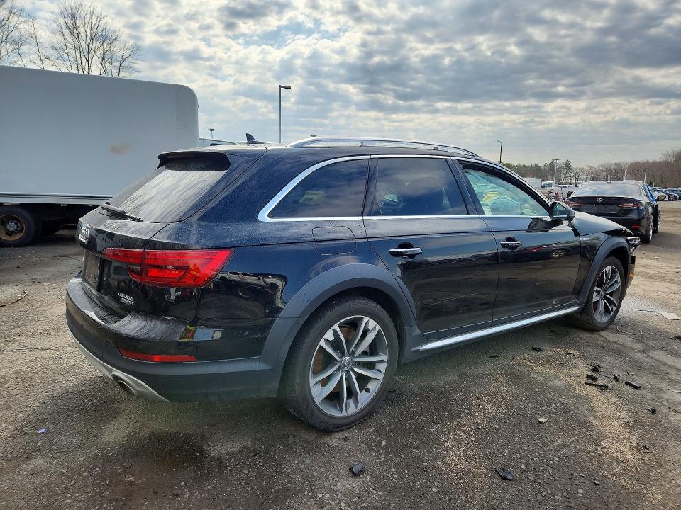 Продажа на аукционе авто 2017 Audi A4, vin: WA19NAF44HA164943, номер лота: 47405936