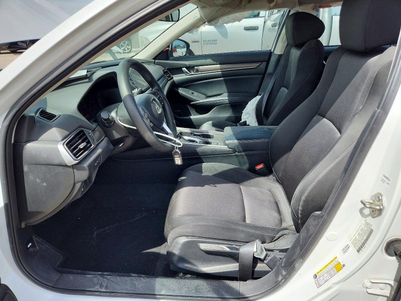 46265386 :رقم المزاد ، 1HGCV1F18JA111011 vin ، 2018 Honda Accord مزاد بيع